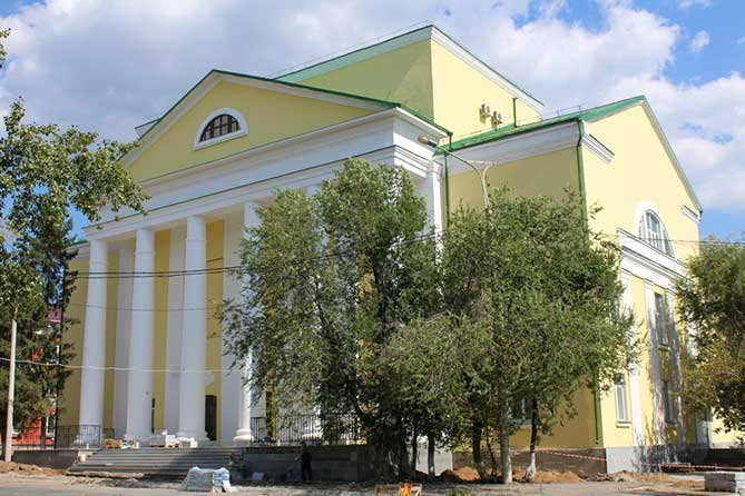здание центра русич