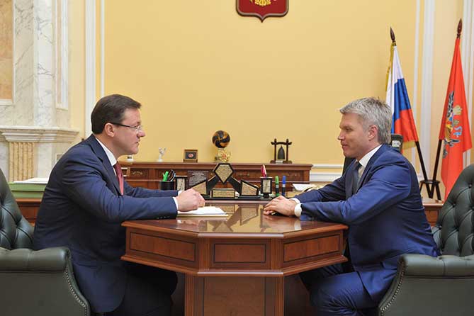 губернатор и министр спорта