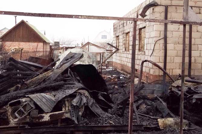 сгоревшйи дом 17 декабря 2018 года в Федоровке