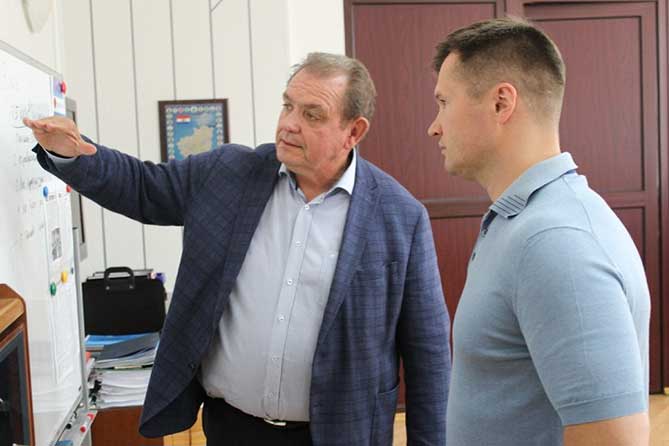 спорт немов центр проектирование совещание глава города беседует с Алексеем Немовым