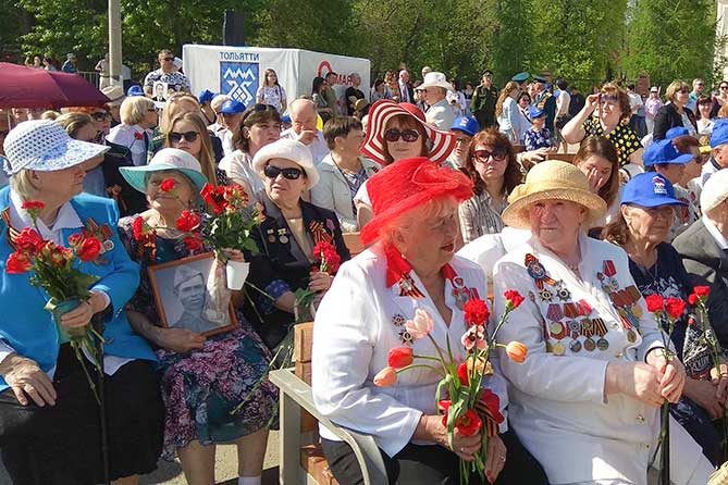 ветераны на торжественном мероприятии в честь Дня Победы 09-05-2019