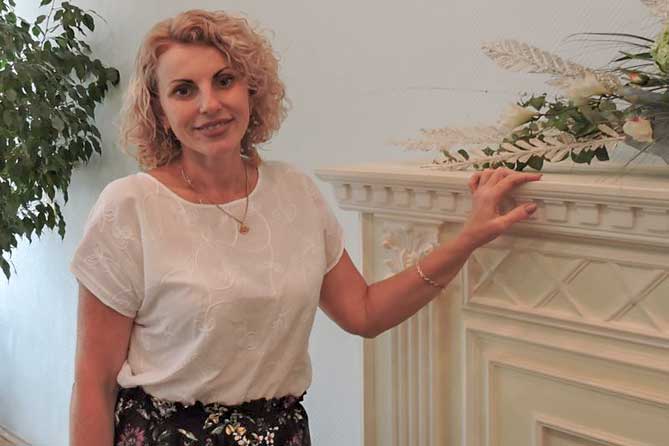 Директор Дворца бракосочетаний Ирина Сковородина директор дворца бракосочетаний тольятти
