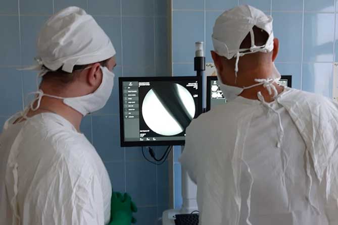 передвижная рентгенохирургическая система С-дуга в детской больнице №1