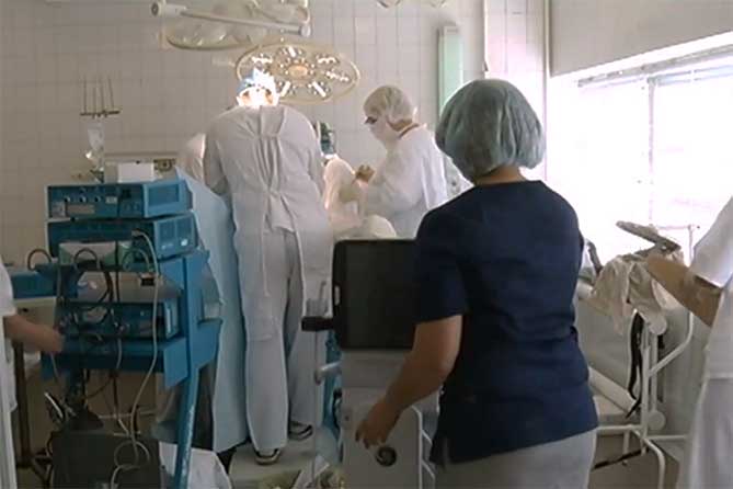 проводят опреацию в больнице тольятти