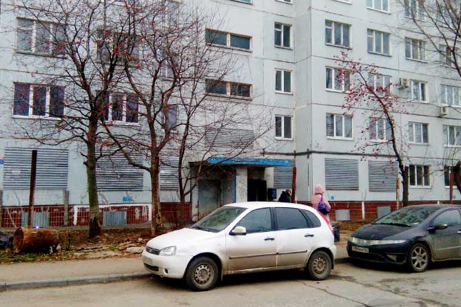 аварийный подъезд в доме 55 на Ворошилова