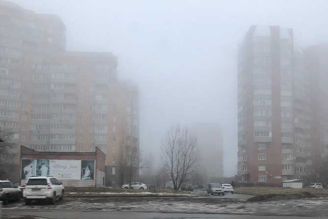 туман в городе в декабре