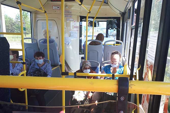 масочный режим в автобусе