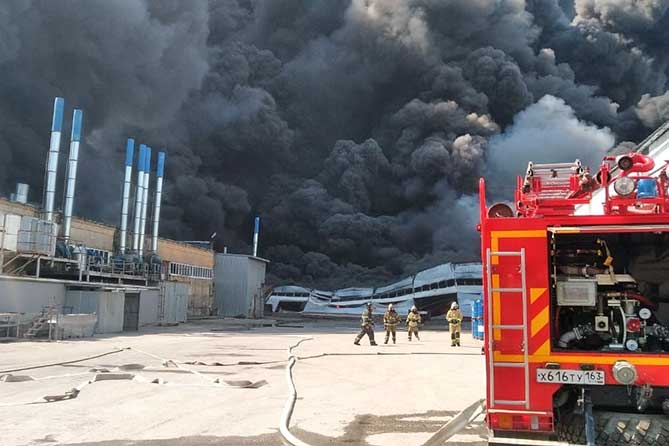 пожар на складах в Самаре