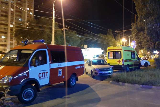 спецслужбы возле дома