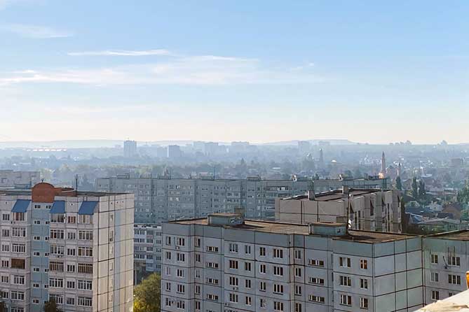 выбросы над городом