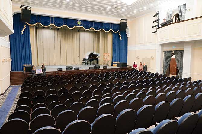 новый концертный зал в Поволжском православном институте