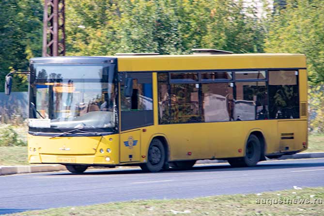 автобус ЛИАЗ 13 маршрута