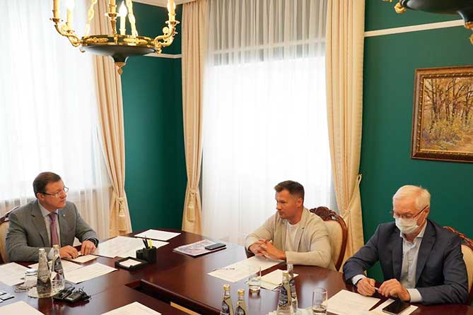 губернатор и четырехкратный Олимпийский чемпион по спортивной гимнастике