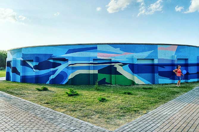 стрит-галерея в сквере имени Жилкина