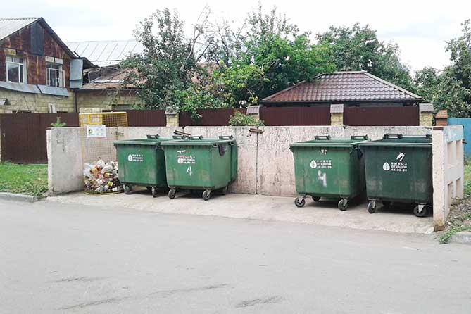 мусорные контейнеры в частном секторе