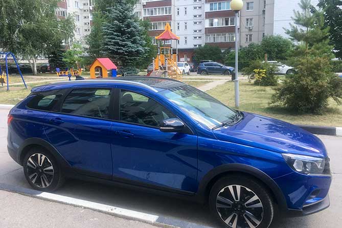 vesta sw cross синий