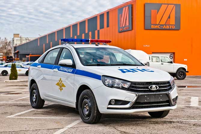 автомобиль Lada Vesta для сотрудников ДПС