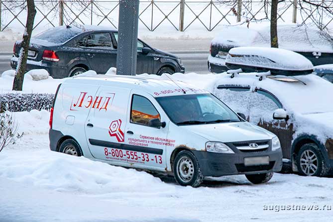 фургон LADA Largus Van зимой
