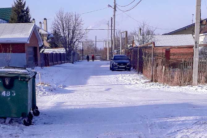улица в поселке Приморский