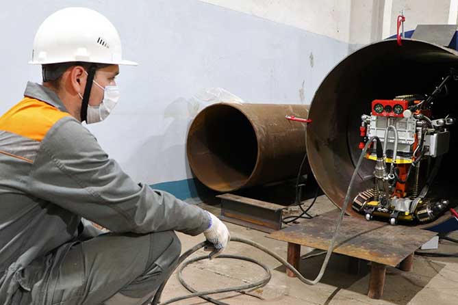 робот-диагност в трубе