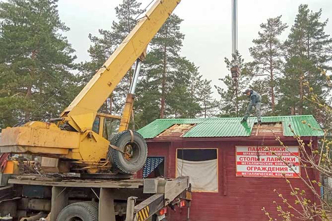 демонтируют незаконный павильон на Поволжском шоссе 5