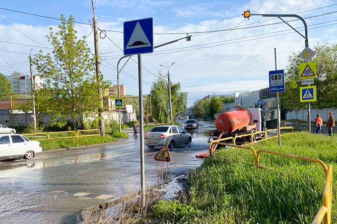 аварийно-восстановительные работы на улице Радищева