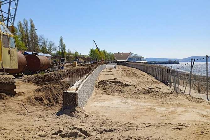 строительство набережной Автозаводского района в мае 2022