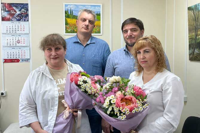 медработники офиса врачей общей практики в Портпоселке