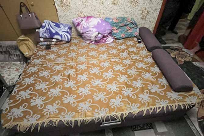 разобранная кровать