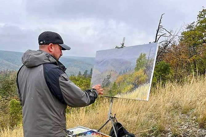 художник на пленэре в Жигулевских горах