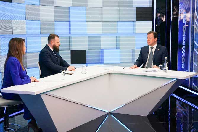 губернатор отвечает на вопросы жителей в прямом эфире