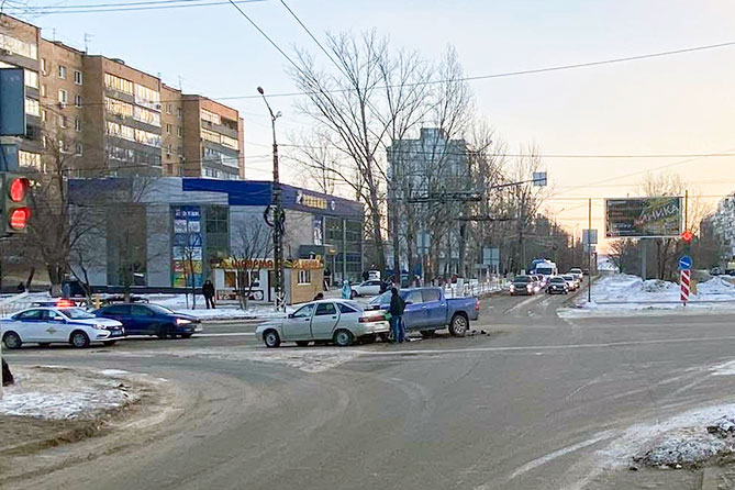 дтп 18-01-2022 автомобиль ДТП 18 января 2023 года в Комсомольском районе