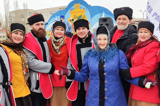 творческий коллектив на Масленице