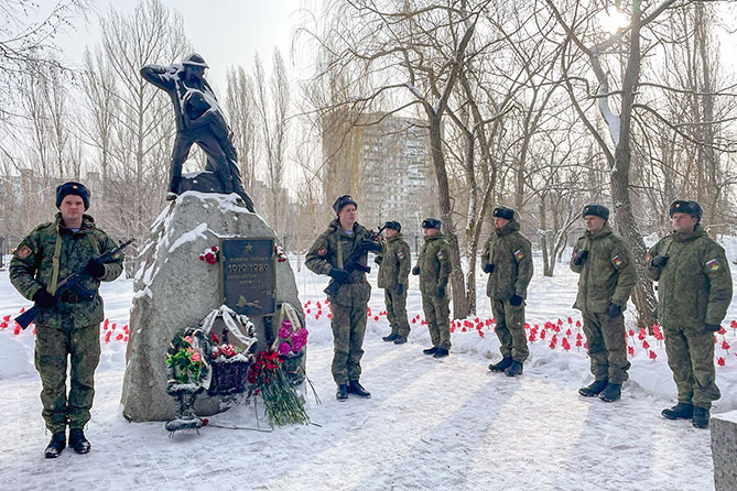 парк победы памятник воинам-интернационалистам памятник воинам-интернационалистам в Парке Победы