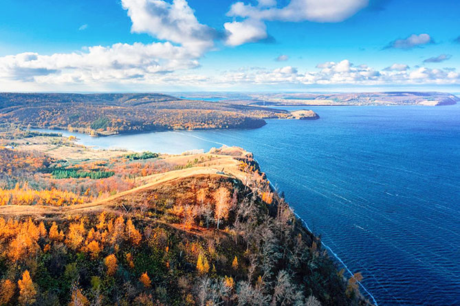 вид на Волгу с Жигулевских гор