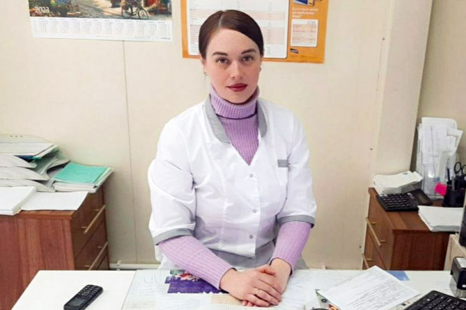 медсестра ФАПа в Ягодном