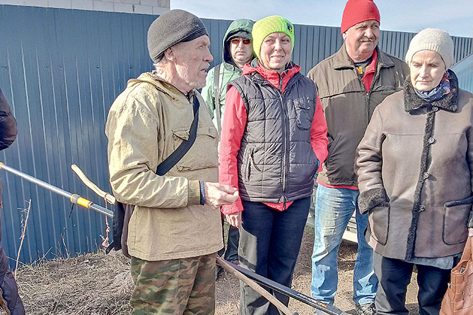 селекционер с участниками Школы садоводов
