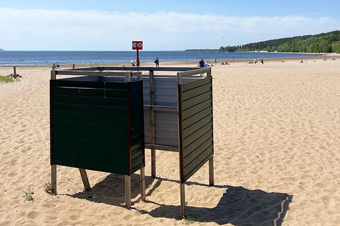 кабинка для переодевания на пляже