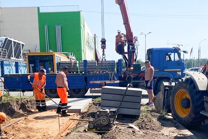 устройство пешеходной дорожки в 8 квартале