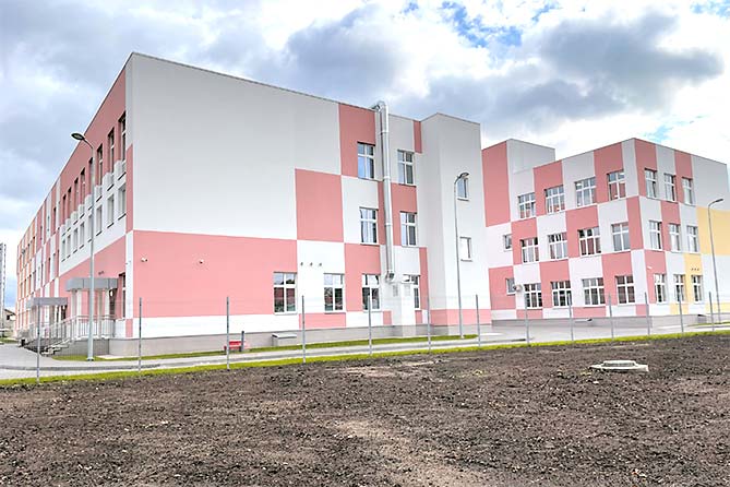 здание новой школы в Тимофеевке