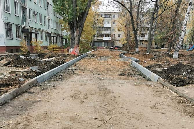 перекладка теплосетей на улице Жилина