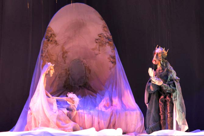 спектакль Сказка о мертвой царевне и о семи богатырях