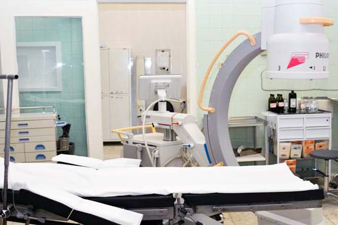 новый рентгенохирургический аппарат philips zenition 50
