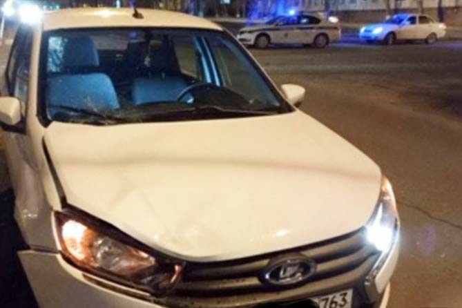 в тольятти на пешеходном переходе водитель сбил трех пешеходов, одного из них - насмерть дтп 12 ноября 2023 года на улице карла маркса