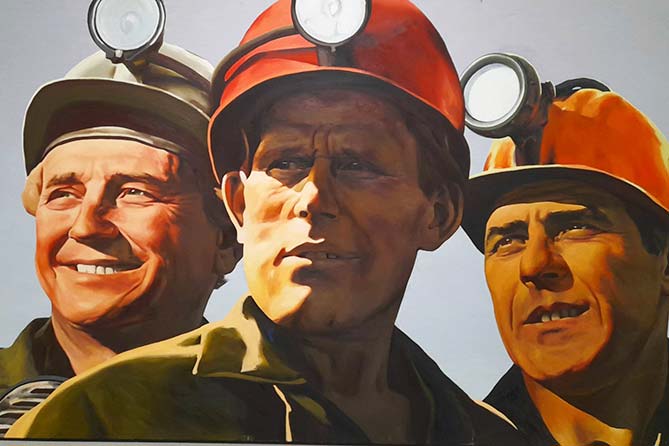 шахтеры на кртине