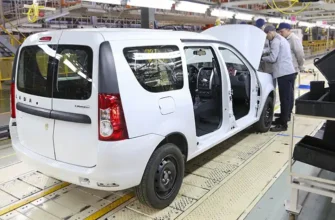 пассажирский пятидверный ларгус на сборке