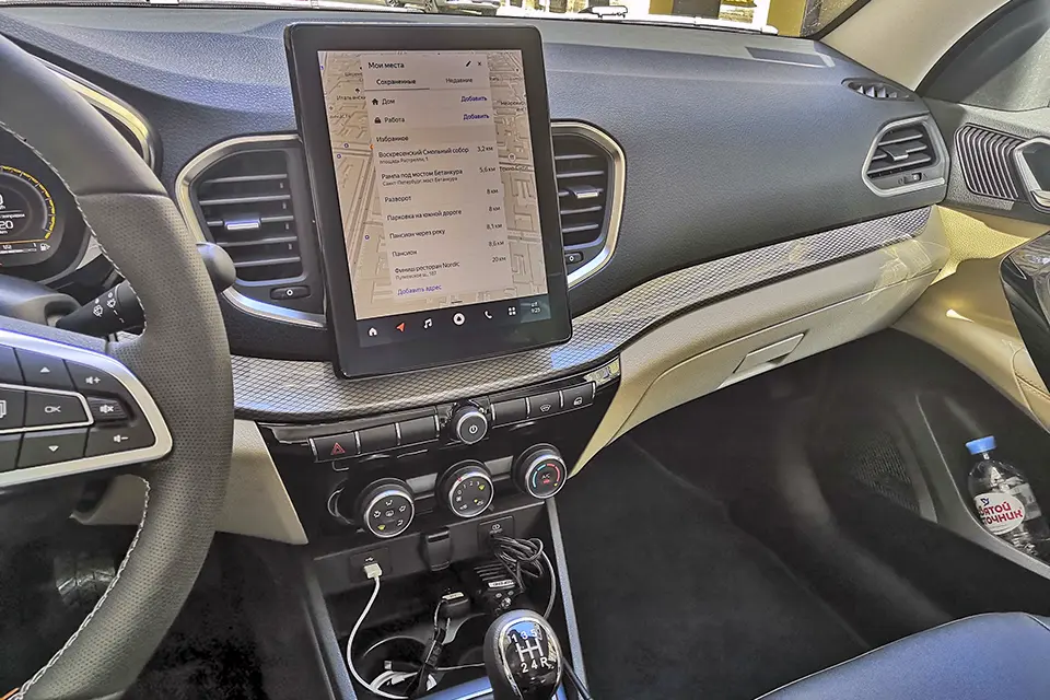 новая панель лада веста