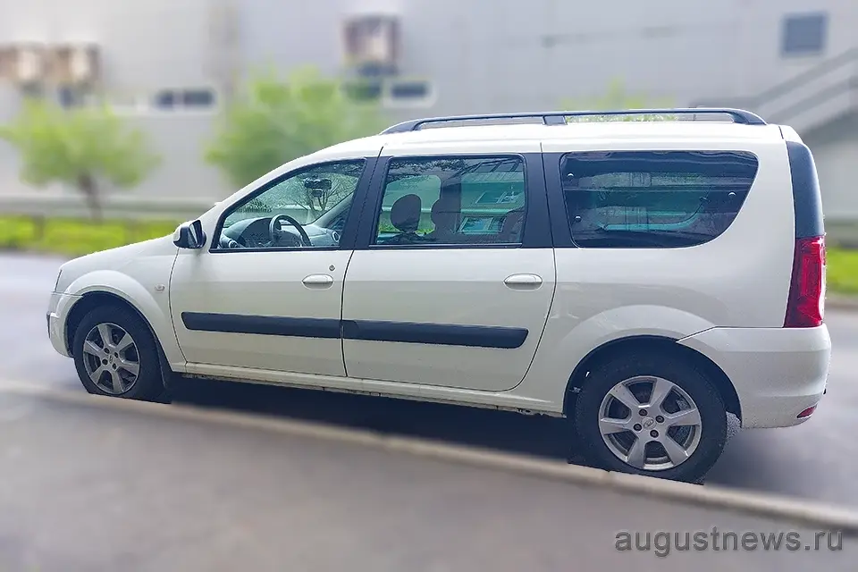 лада ларгус белый