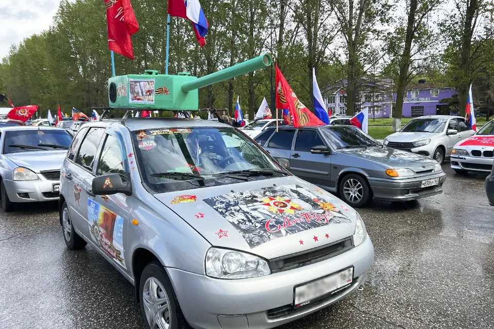 автопробег машина 9 мая день победы украшенный автомобиль 9 мая