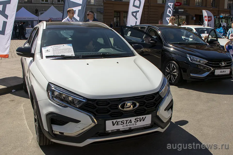 купить недорого lada vesta sw cross